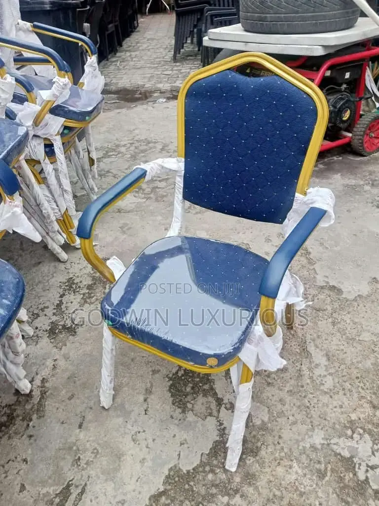 Armrest Banquet Chairs