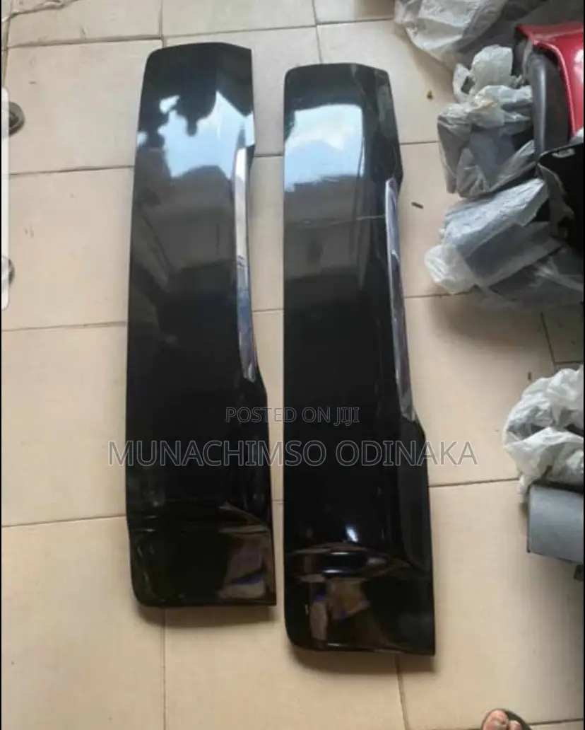 Boot Chrome RAV4 2012