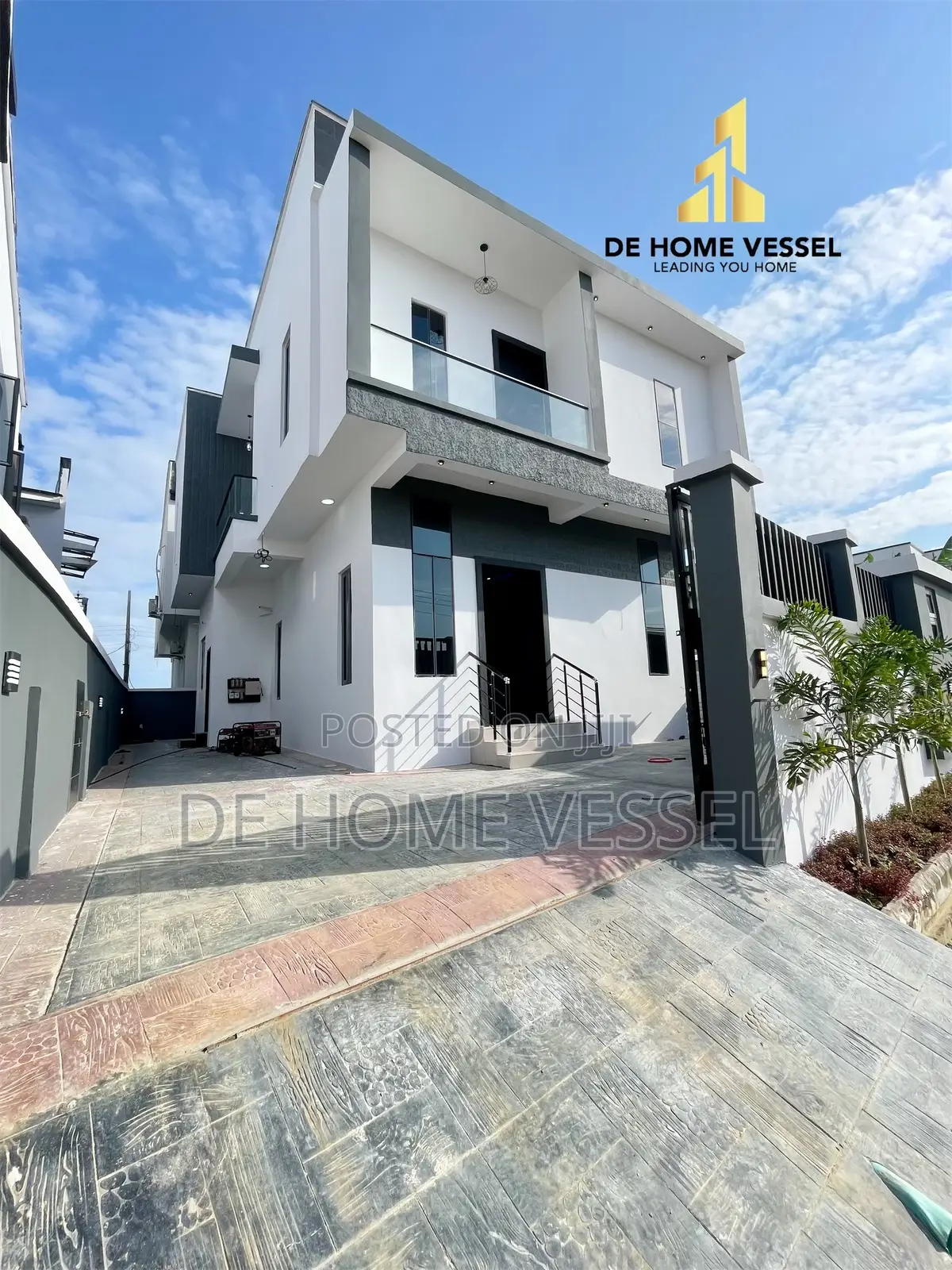 4bdrm Duplex in Lekki for sale