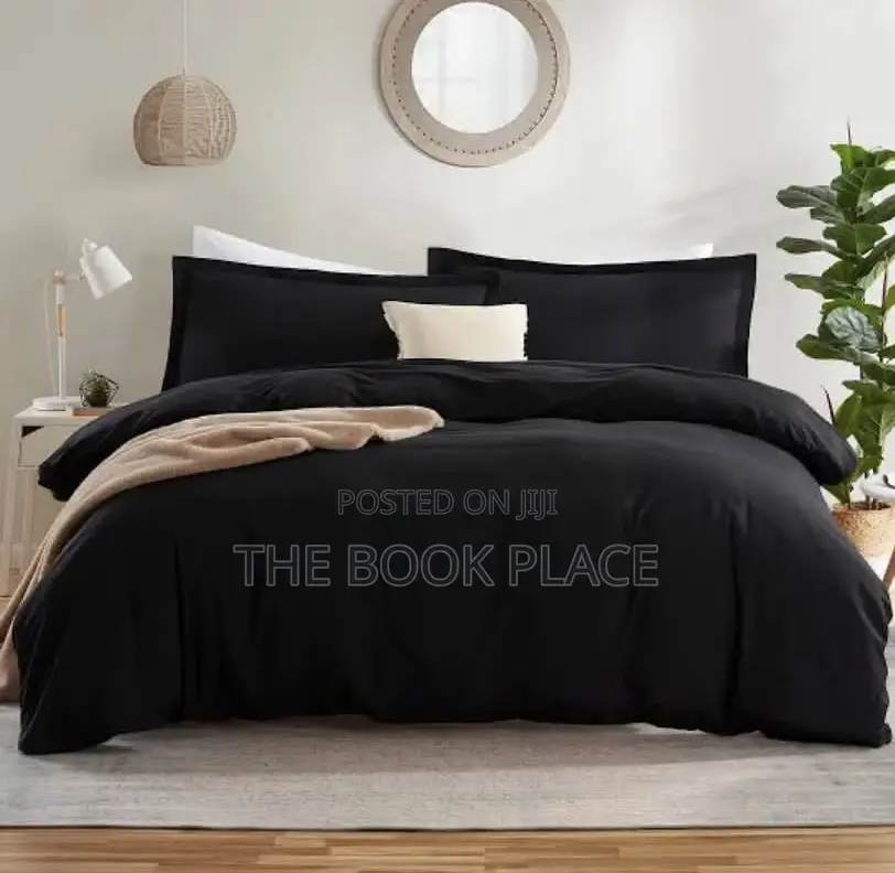 Black Bedding Set With Pillow Case