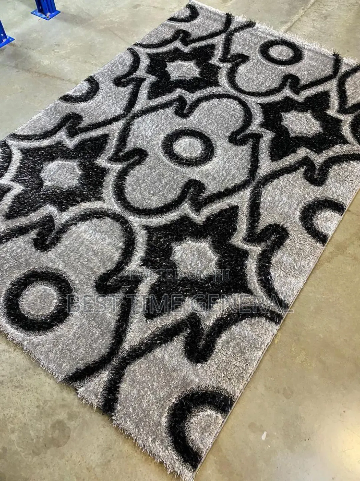 Luxury Center Rug