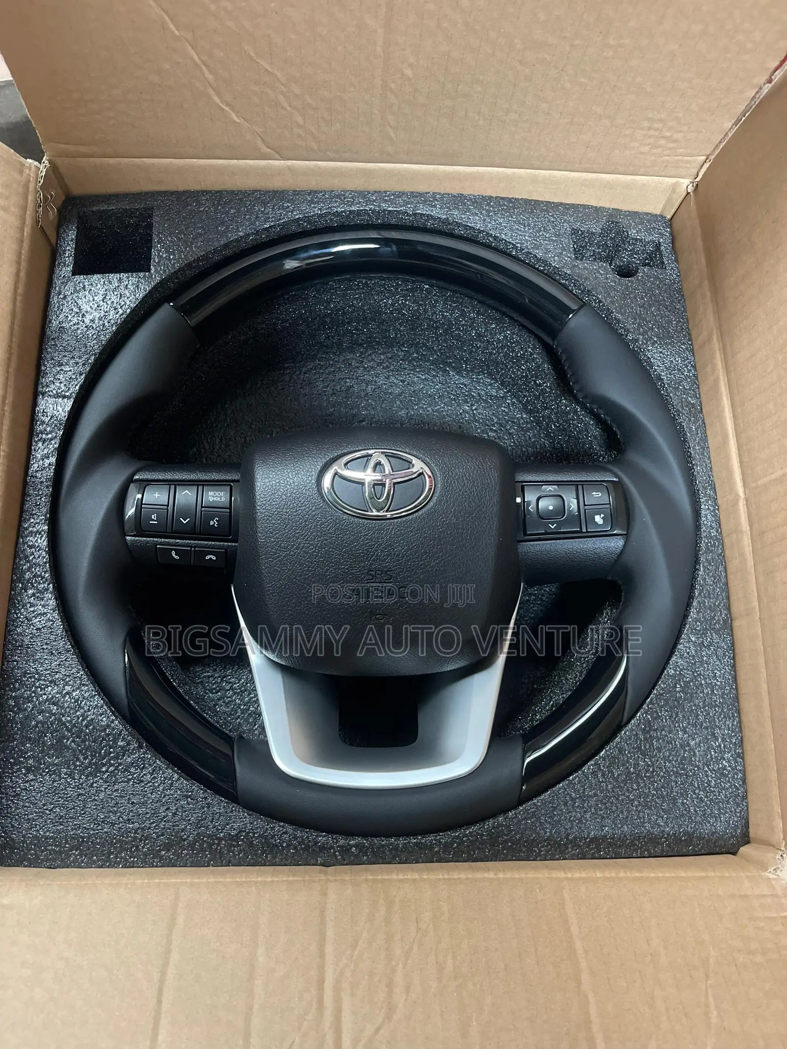 Toyota Hilux 2020/2024 Steering Wheel