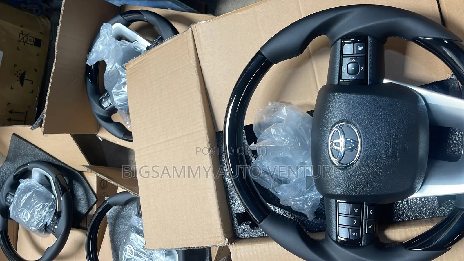 Toyota Hilux 2020/2024 Steering Wheel