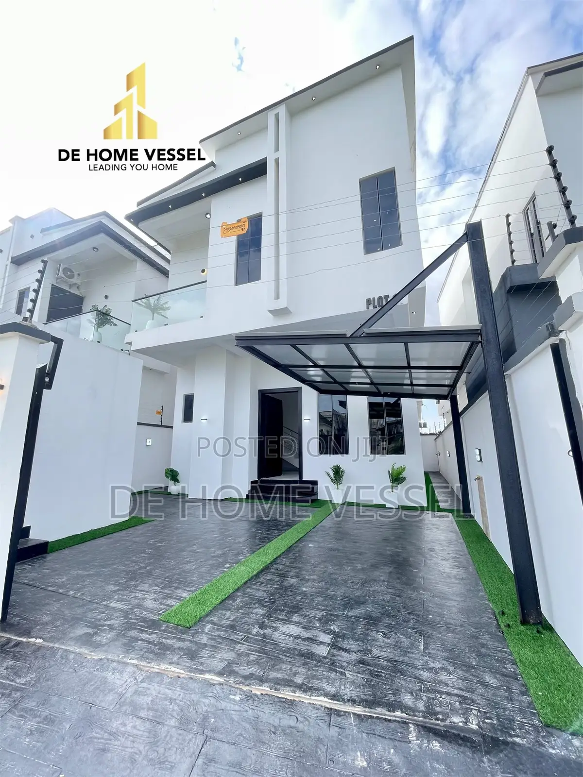 4bdrm Duplex in Lekki for sale