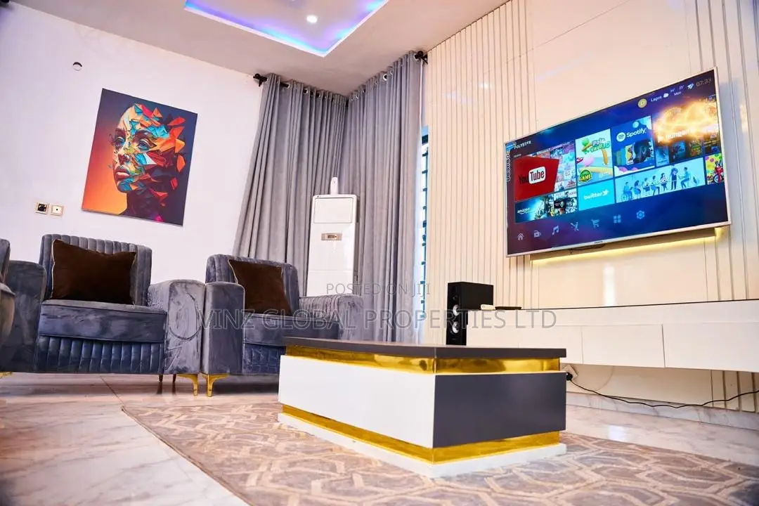 Exquisite 4 Bedroom Fully Detached Duplex Apartment(Movies Party)