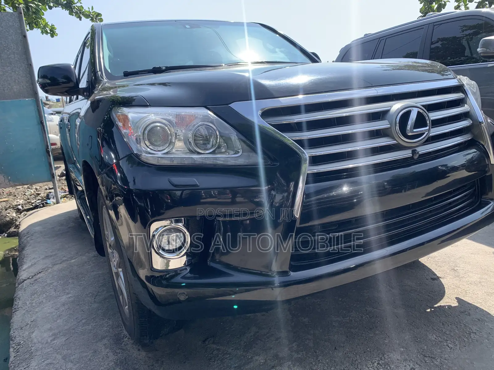 Lexus LX 570 AWD 2015 Black