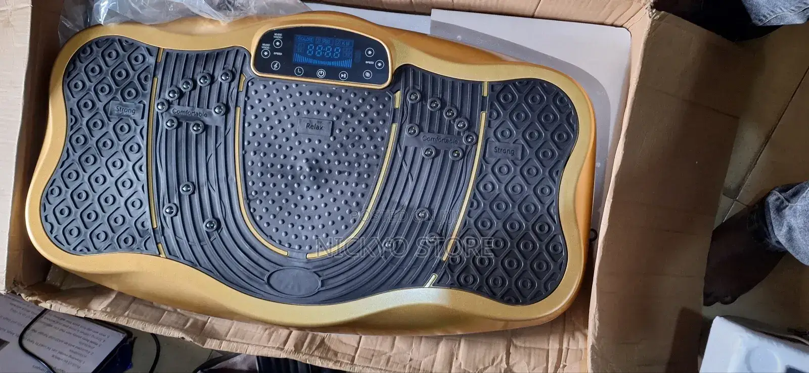 Vibration Plate Exercise Machine