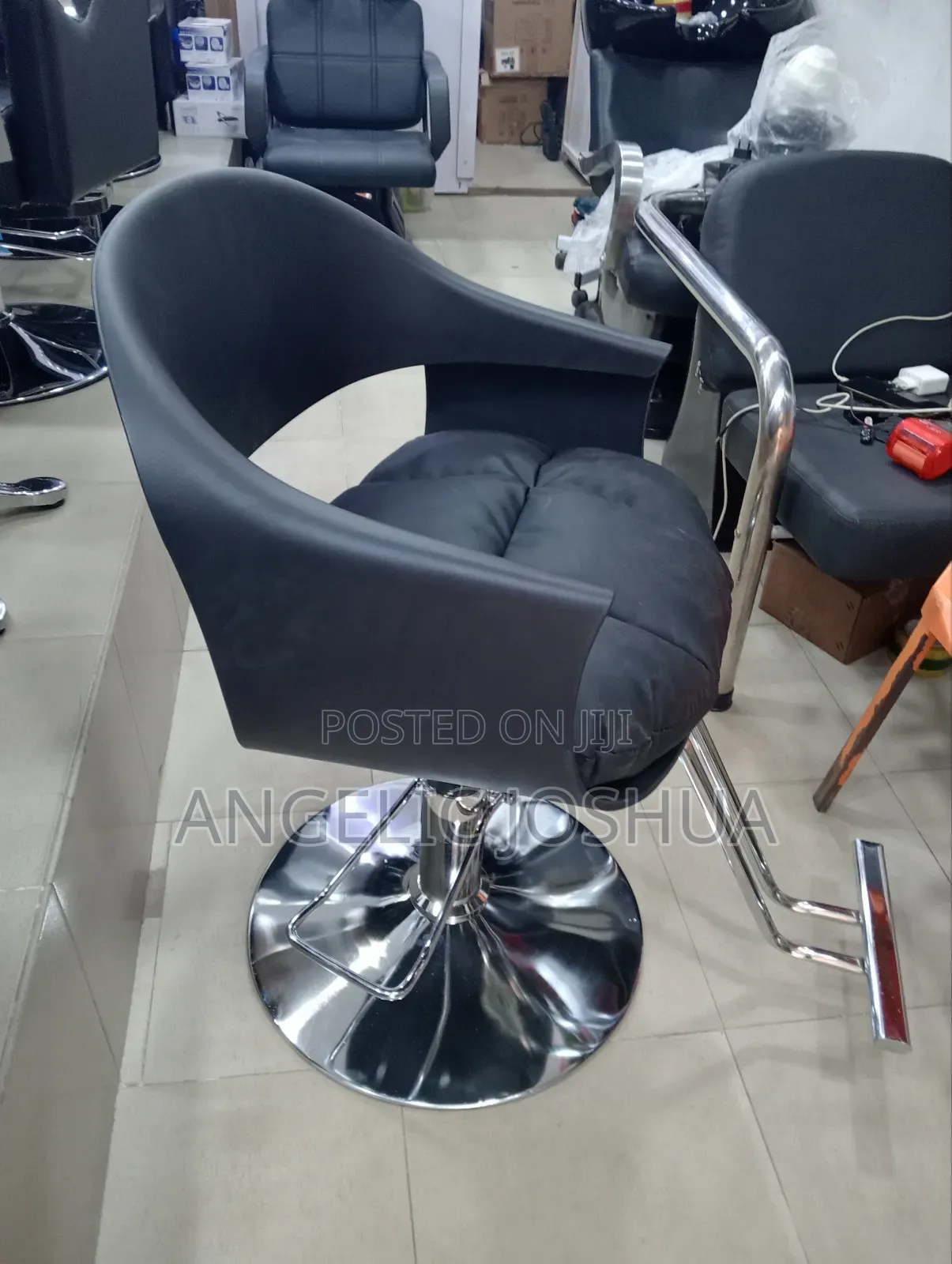Fibre Salon Chair