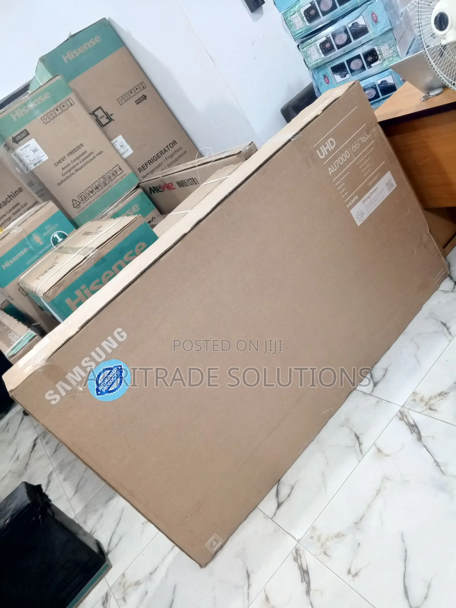 Bestselling 65" AU7000 UHD Smart Tv-Samsung
