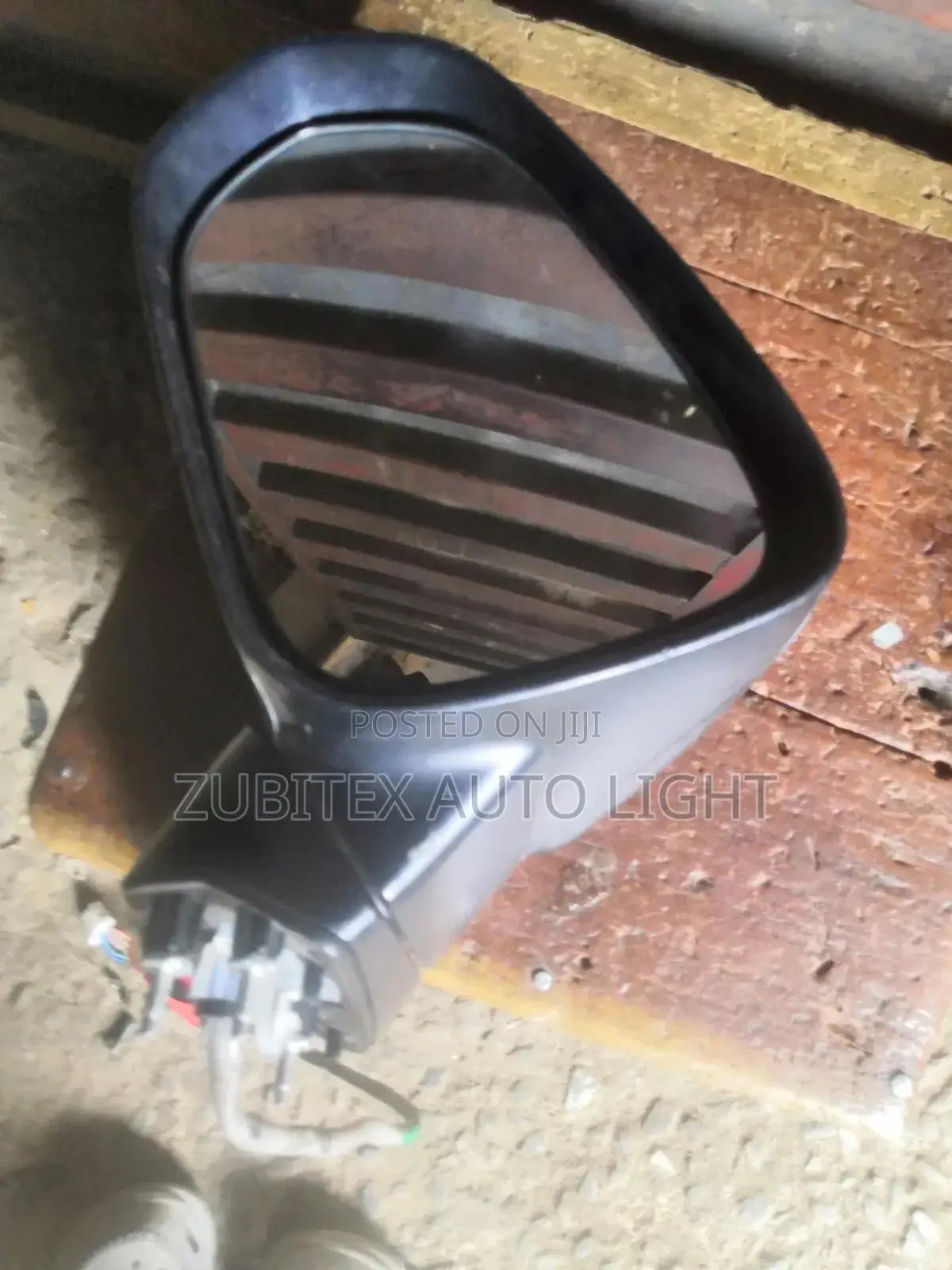Complete Set Side Mirror NX200T 2016 Model