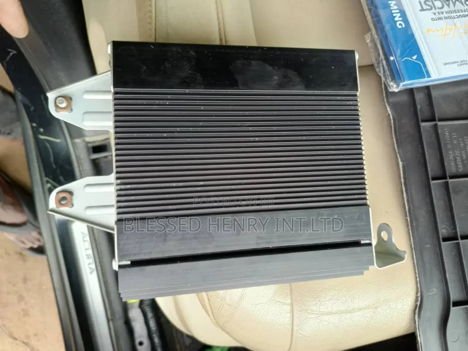 Amplifier AMP