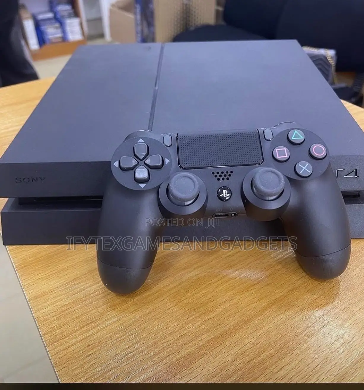 Ps 4 Fat 500gb Uk Used With 12 Games and 2 Controller