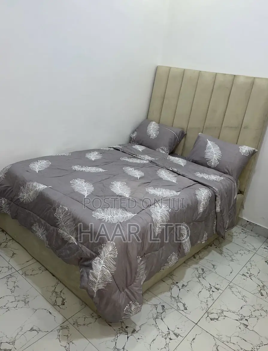 Weekly en-Suited Room With Wi-Fi and Netflix