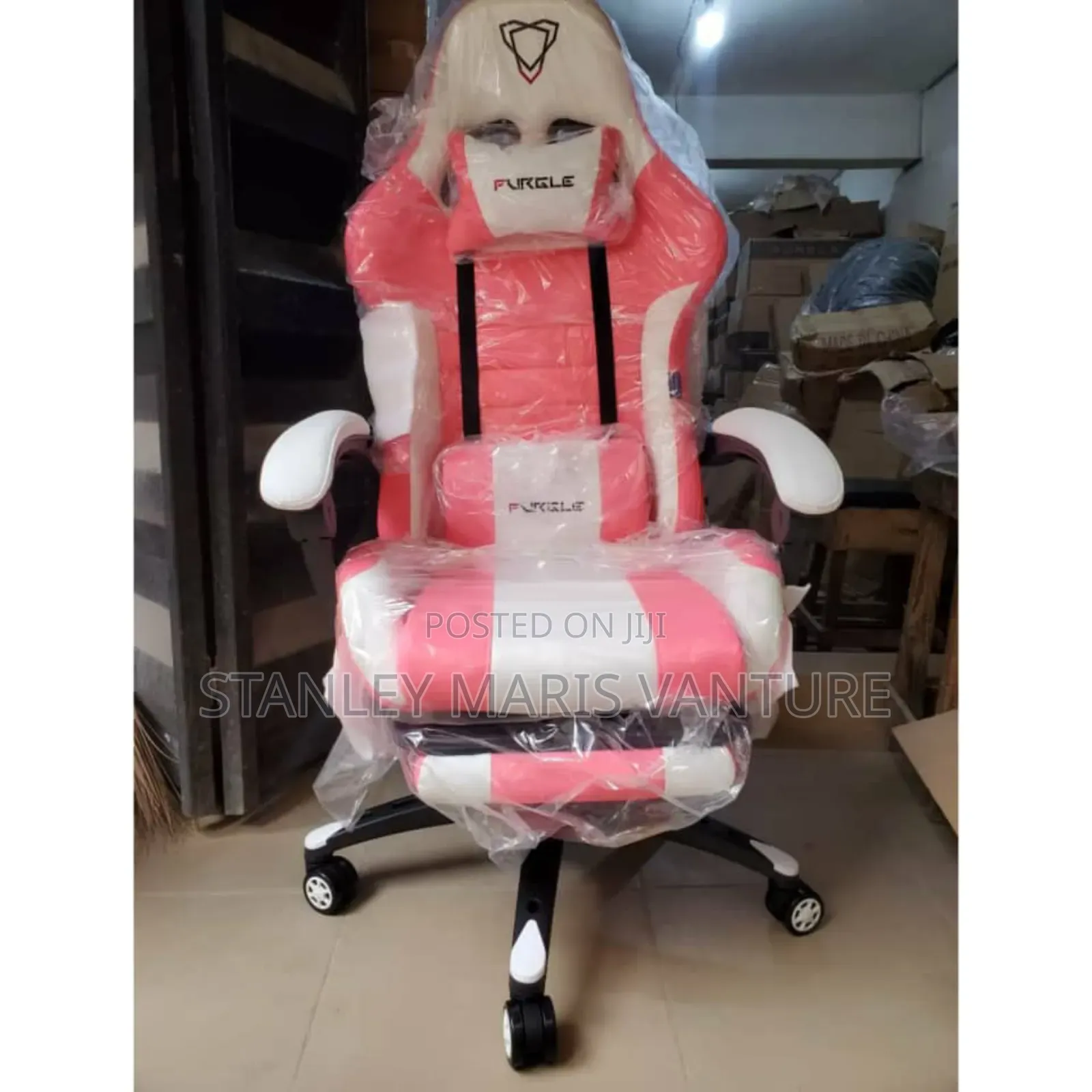 Elegant Brand New Game Chair