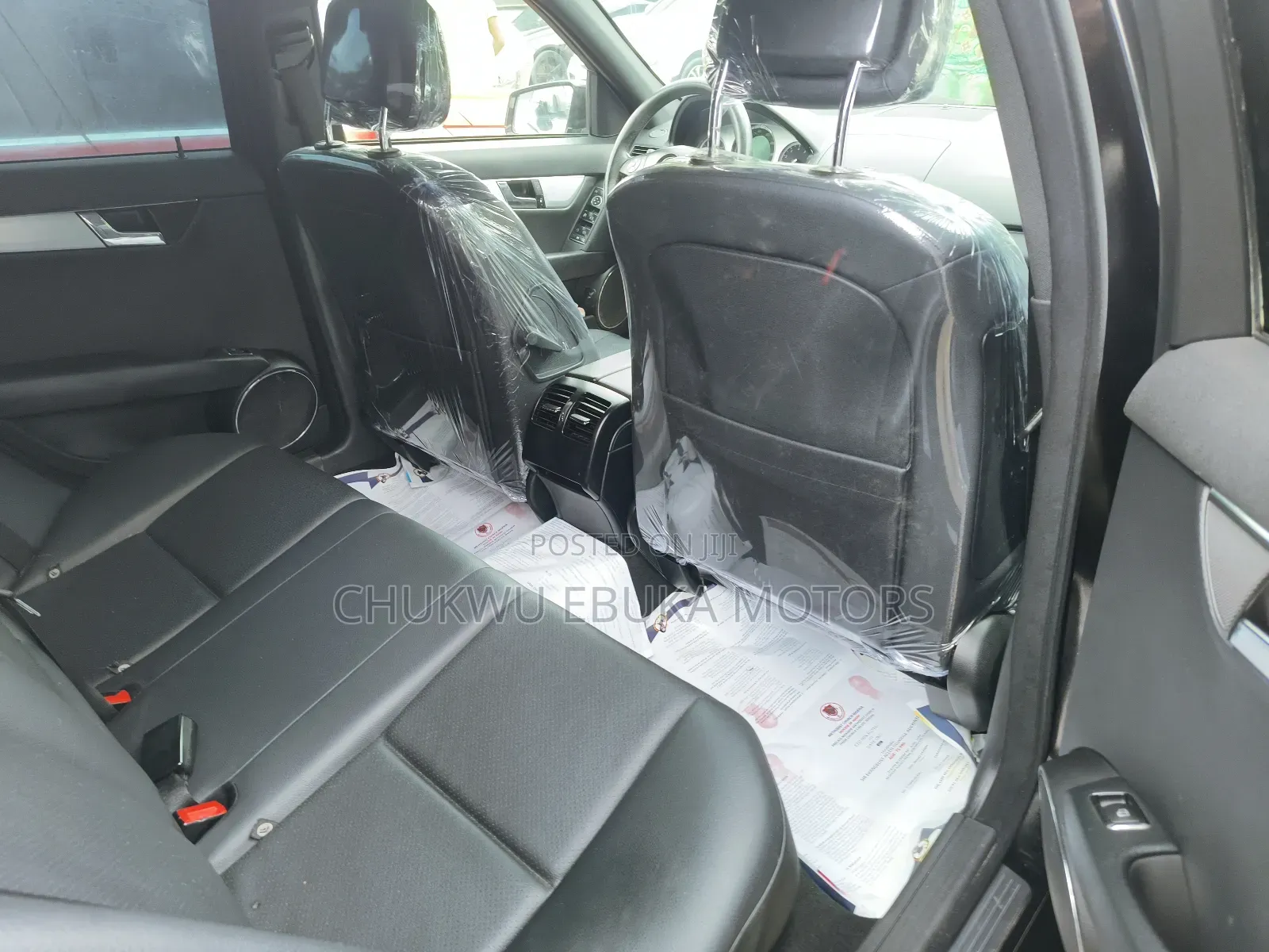 Mercedes-Benz C300 2010 Black