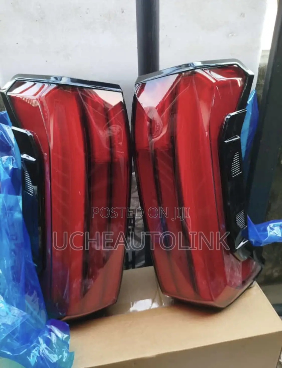 Direct 2022 Tundra Backlight Available as Seen