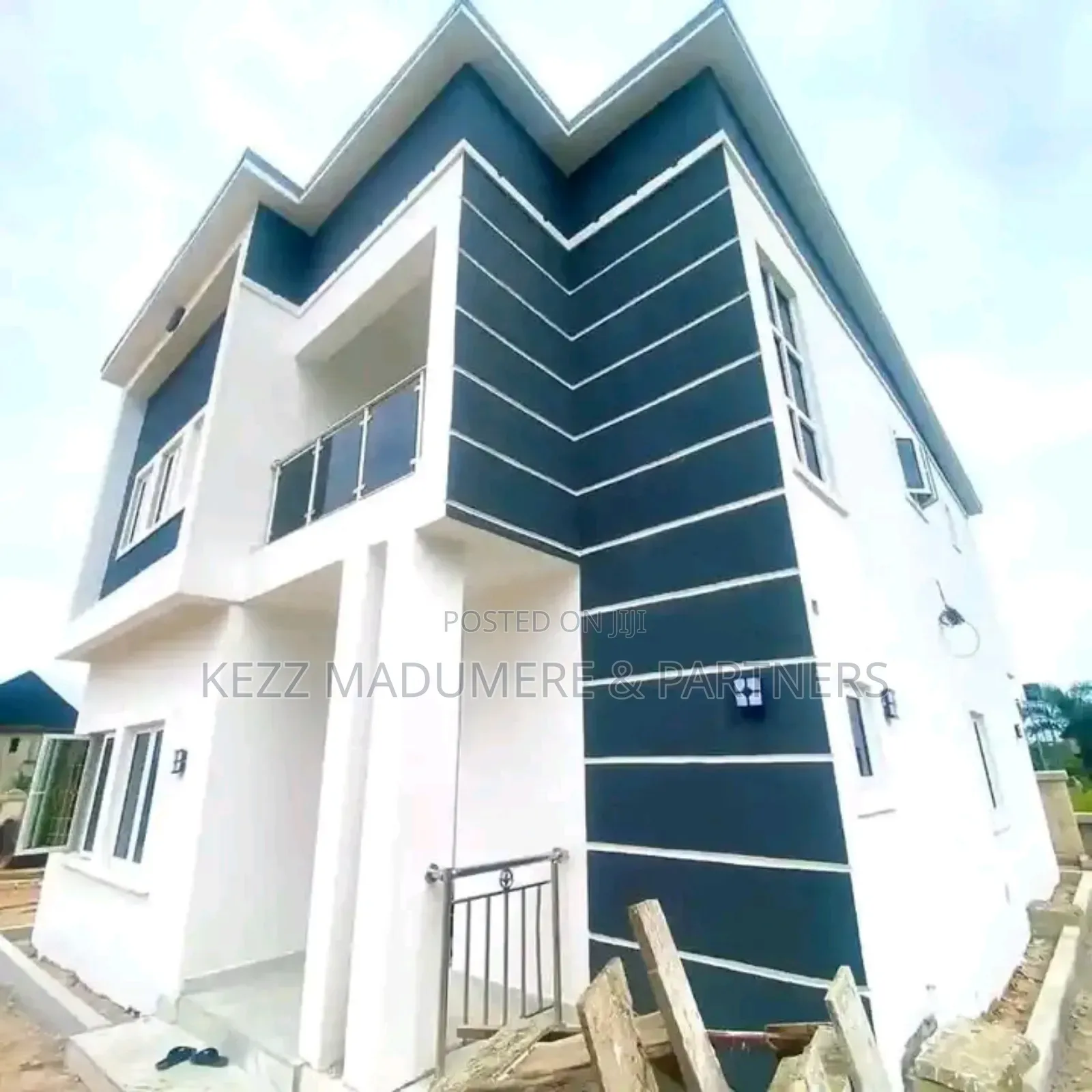 4bdrm Duplex in Gated Estate With, Port-Harcourt for sale
