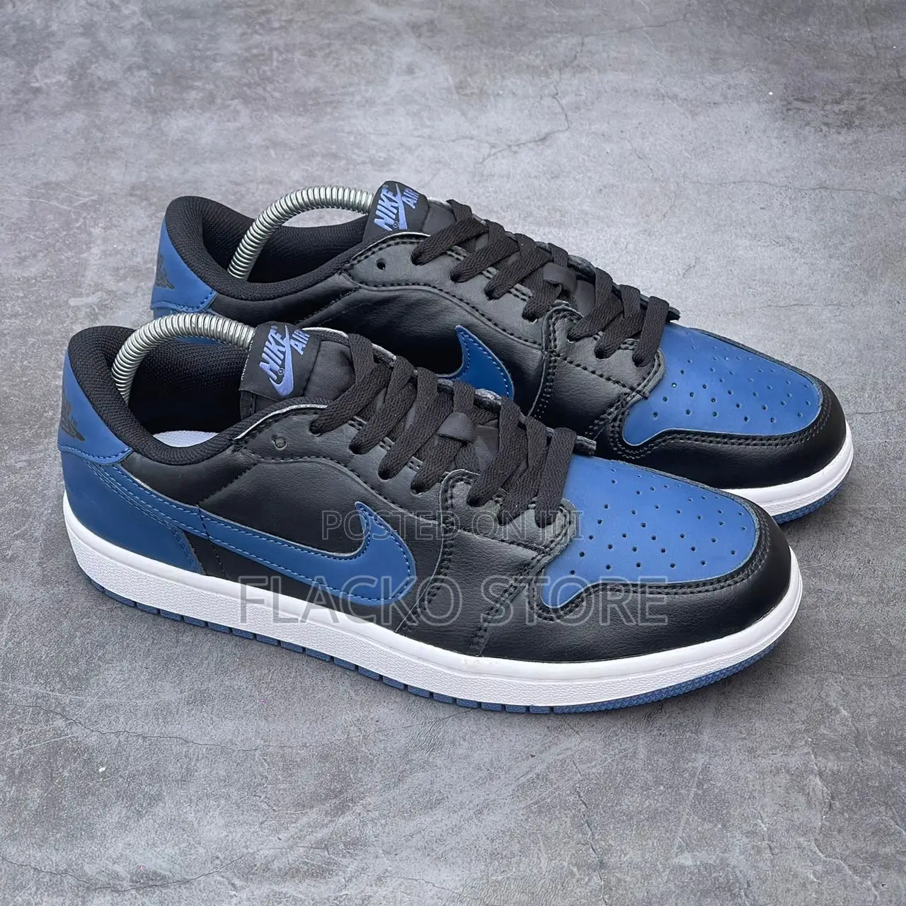 Original Air Jordan 1 Low Royal Sneakers