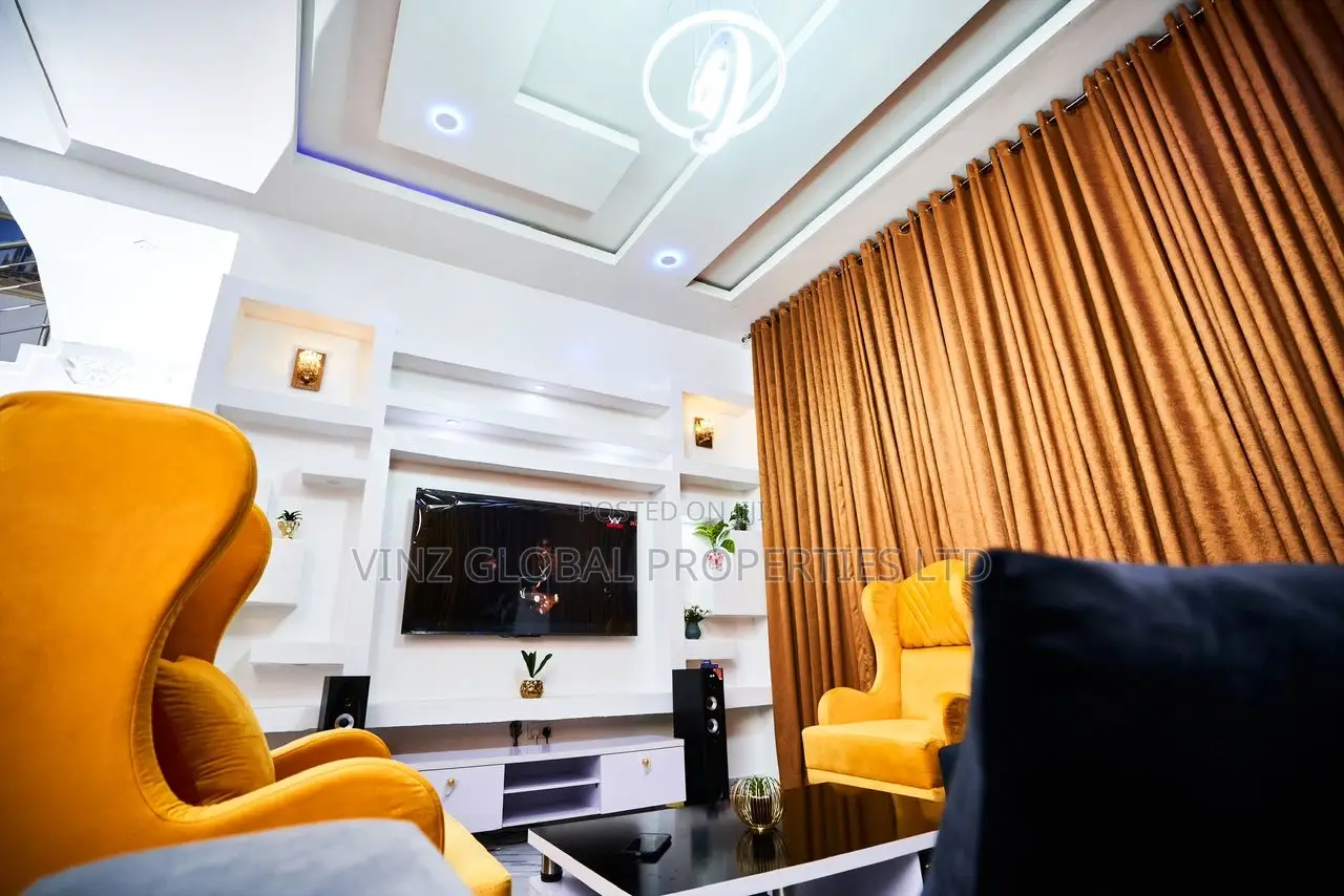 Exquisite 4 Bedroom (Self-Compound) Duplex Apartment(Movies Parties)