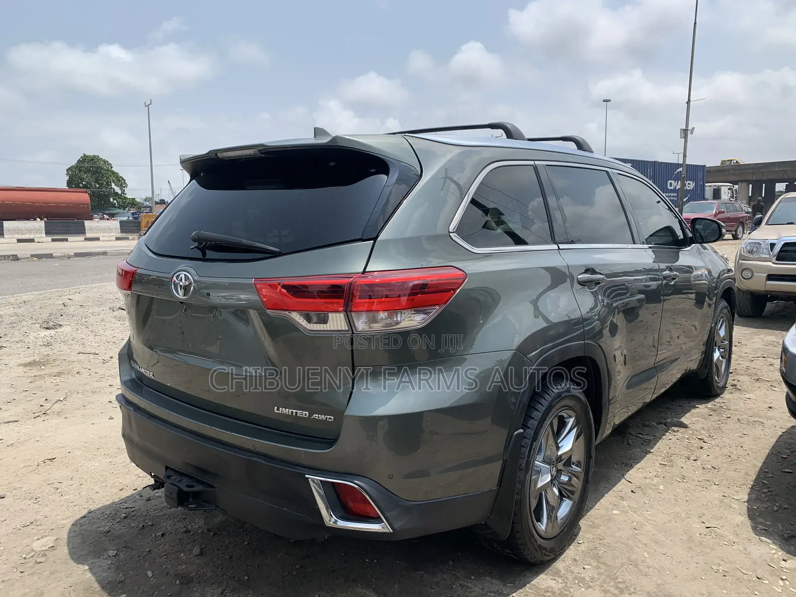 Toyota Highlander Limited 4x4 V6 (3.5L 6cyl 8A) 2017 Green