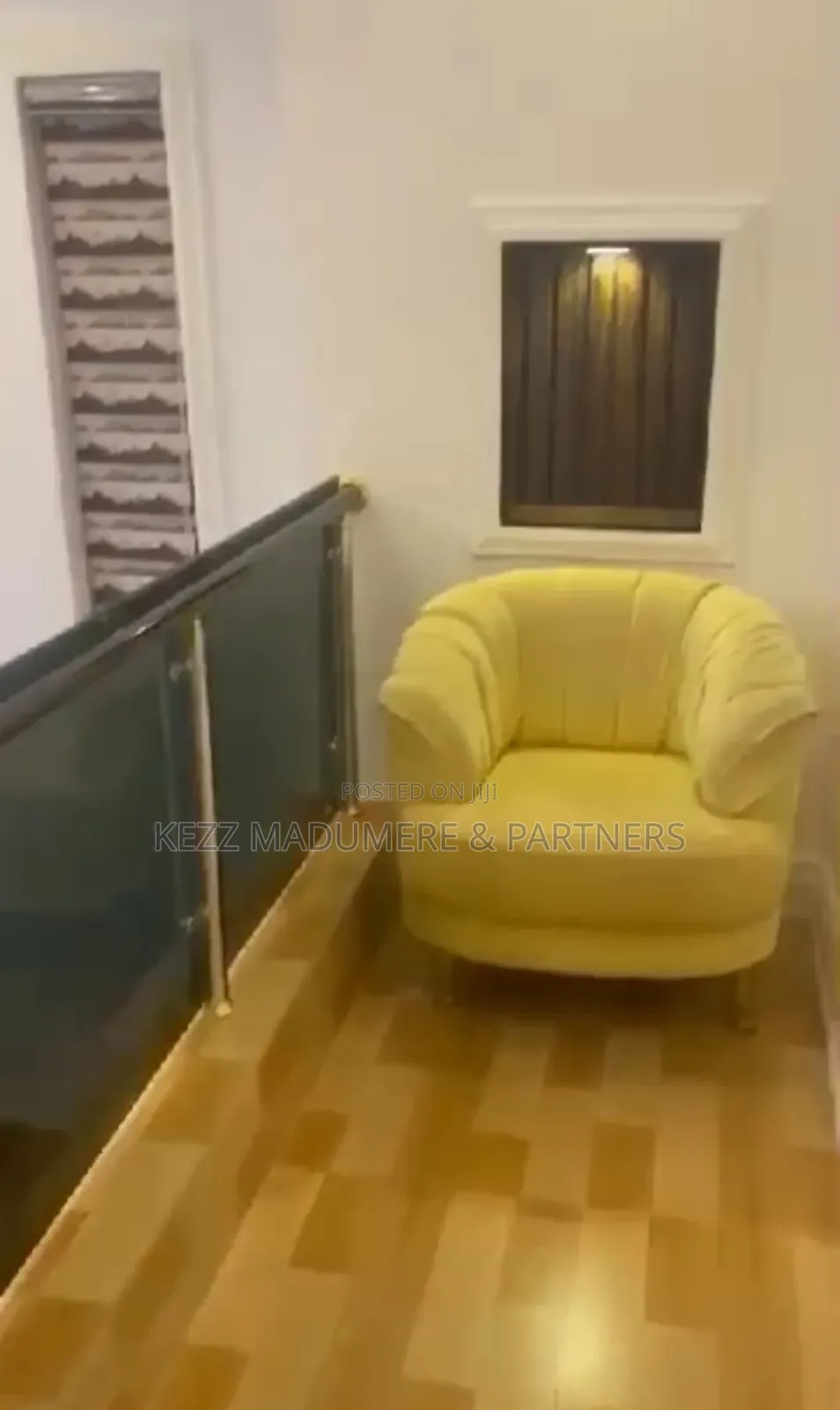 Furnished 4bdrm Duplex in Achara Layout , for sale