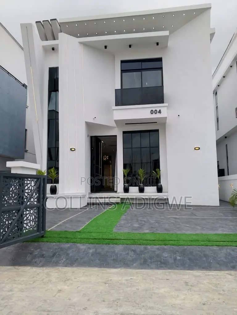 5bdrm Duplex in Chevron Lekki 4 for sale