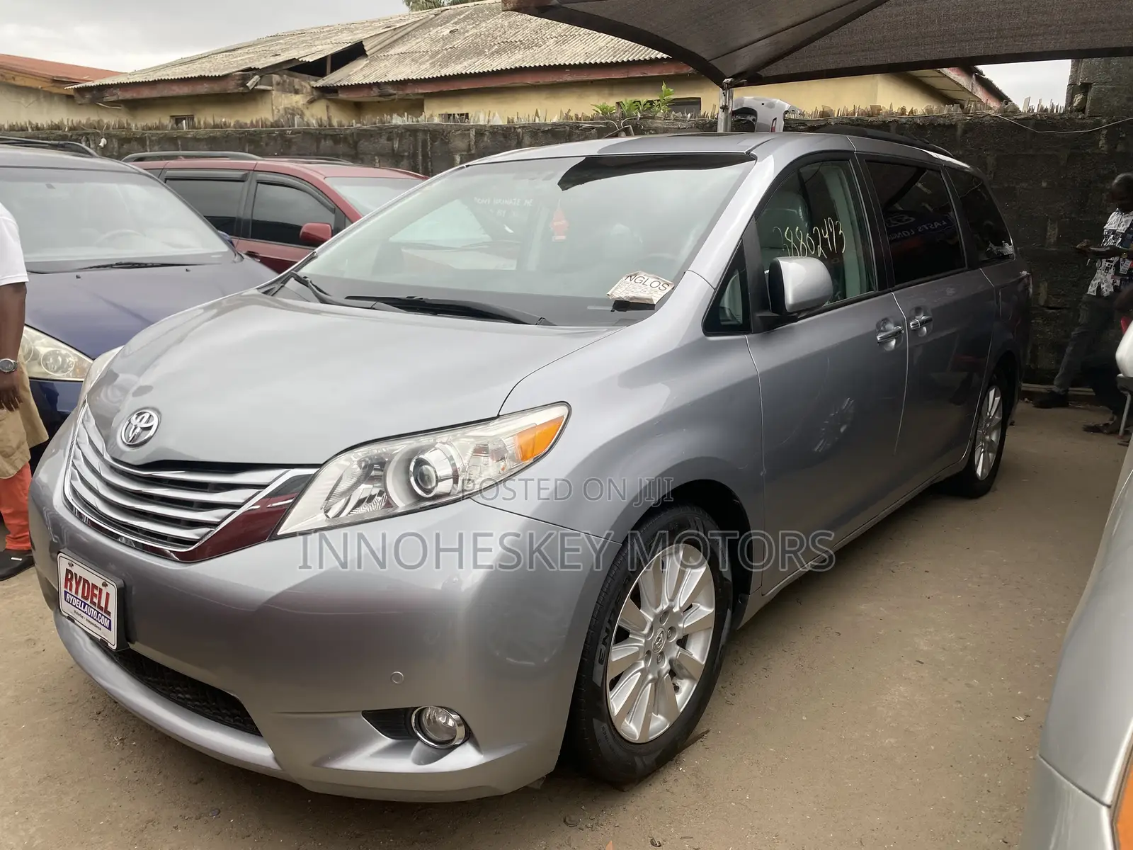 Toyota Sienna 2014 Silver