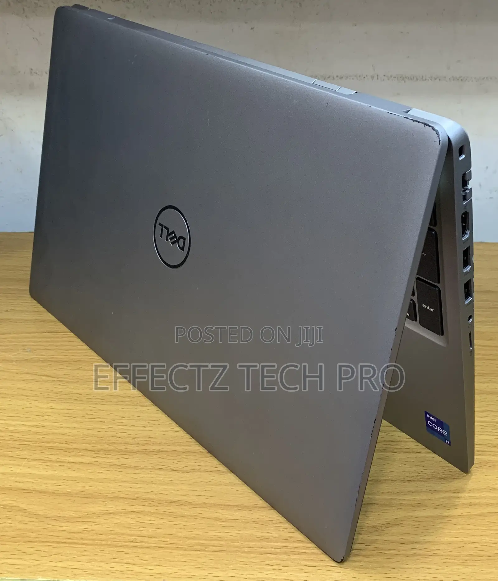 Laptop Dell Precision 3561 16GB Intel Core I7 SSD 512GB