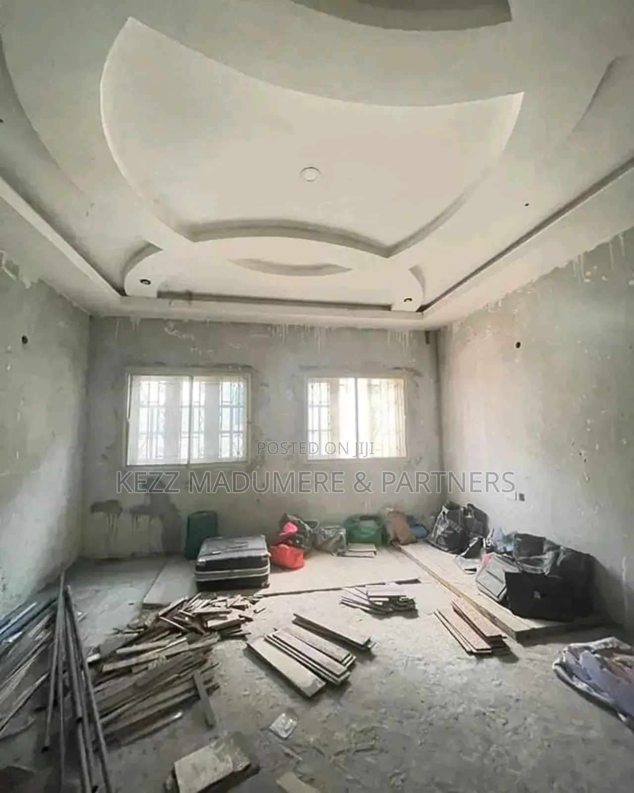 5bdrm Duplex in Dr Peter Odili,, Port-Harcourt for sale