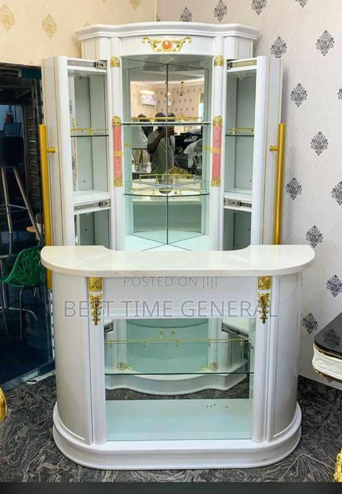 High Quality Exclusive Royal Bar