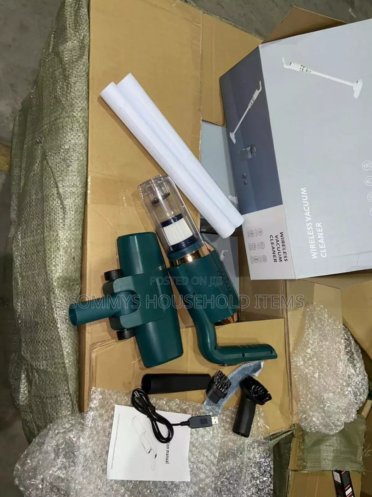 Rechargeable Handheld Vacuum Cleaner