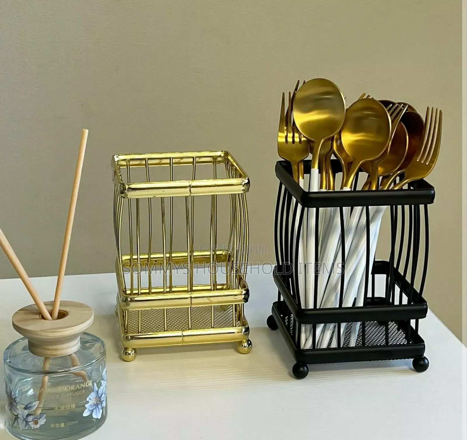 Multiple-Use Cutlery/Makeup Brush Holder