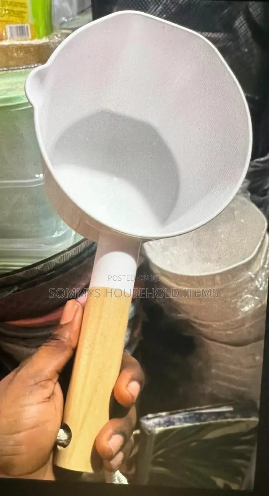 Plastic Water Scoop With Wooden Handle