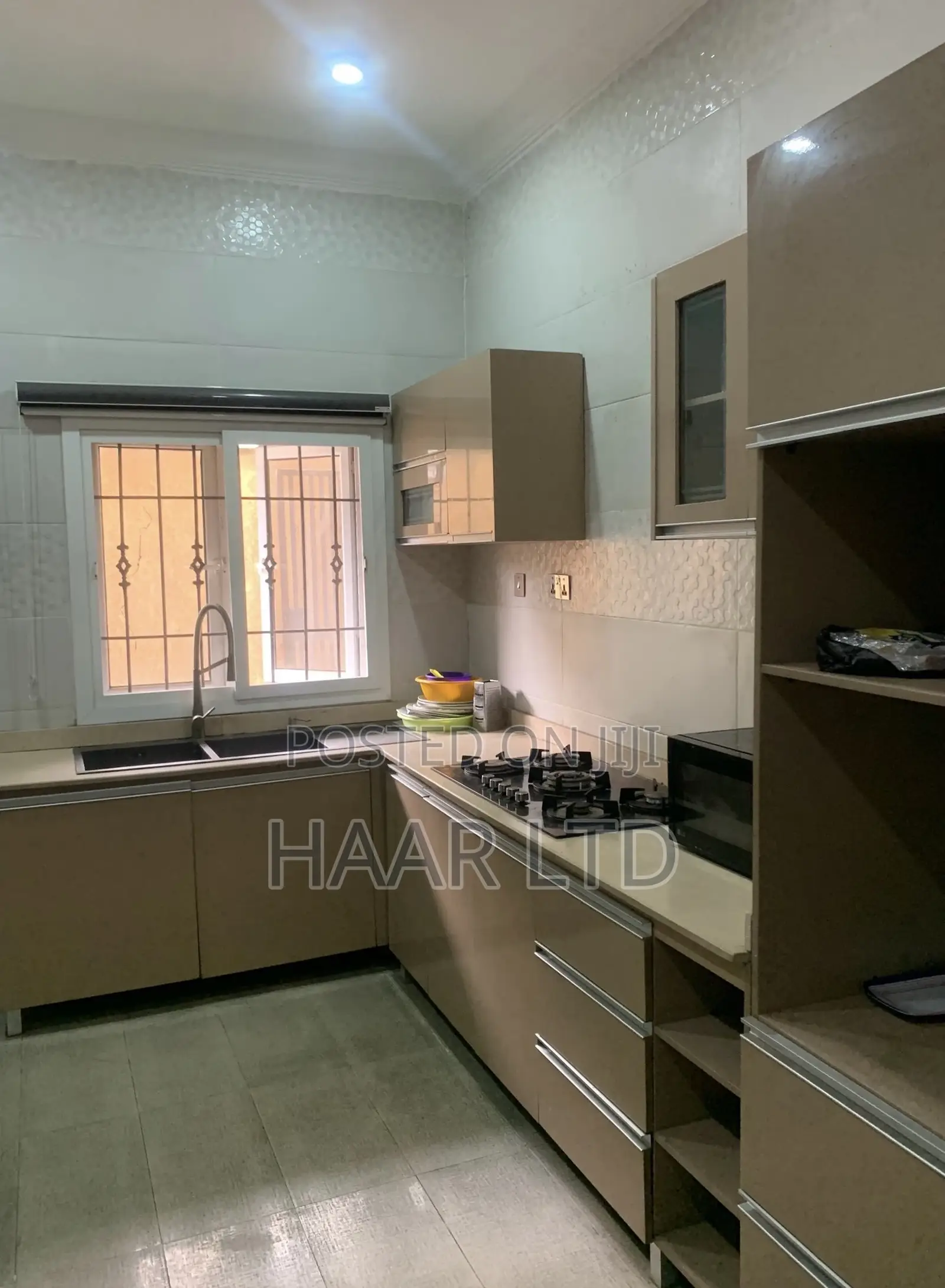 5 Bedroom Party (Self Compound) With Gym and Snooker