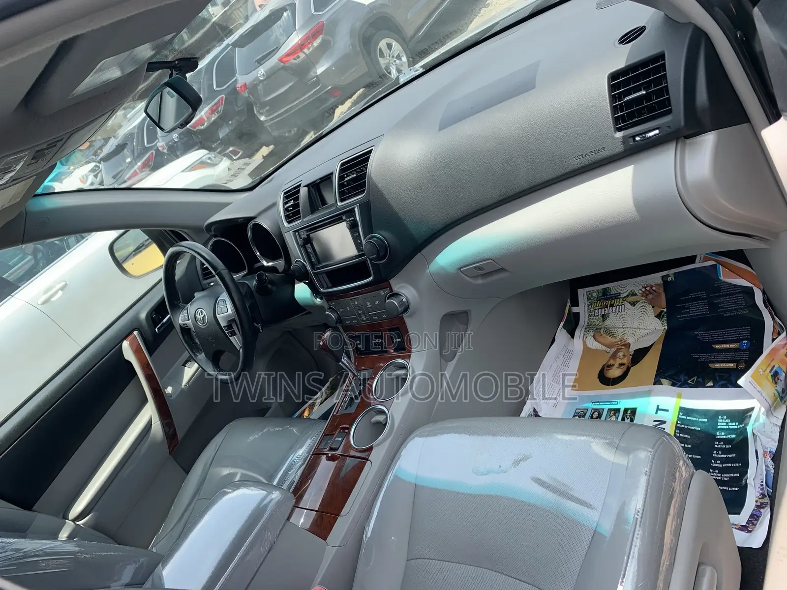 Toyota Highlander 3.5L 4WD 2013 Gray