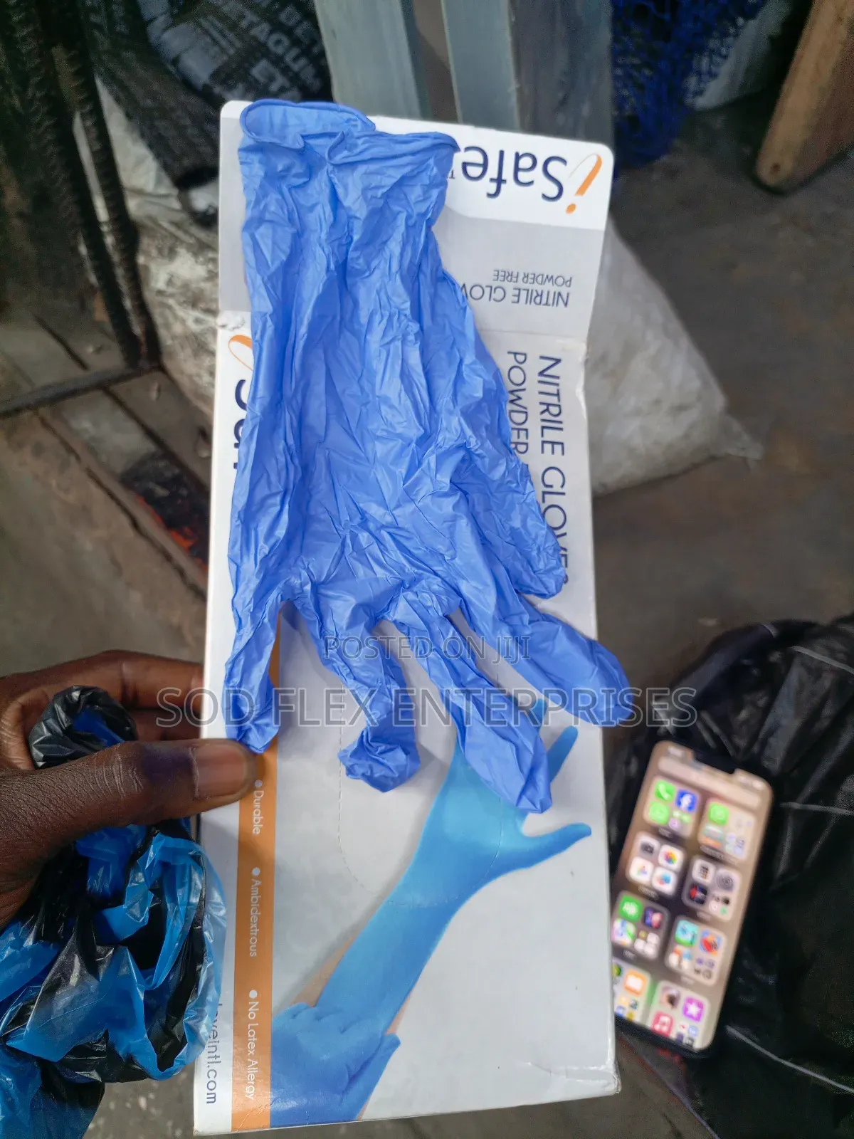 Nitrile Gloves 100 Pieces