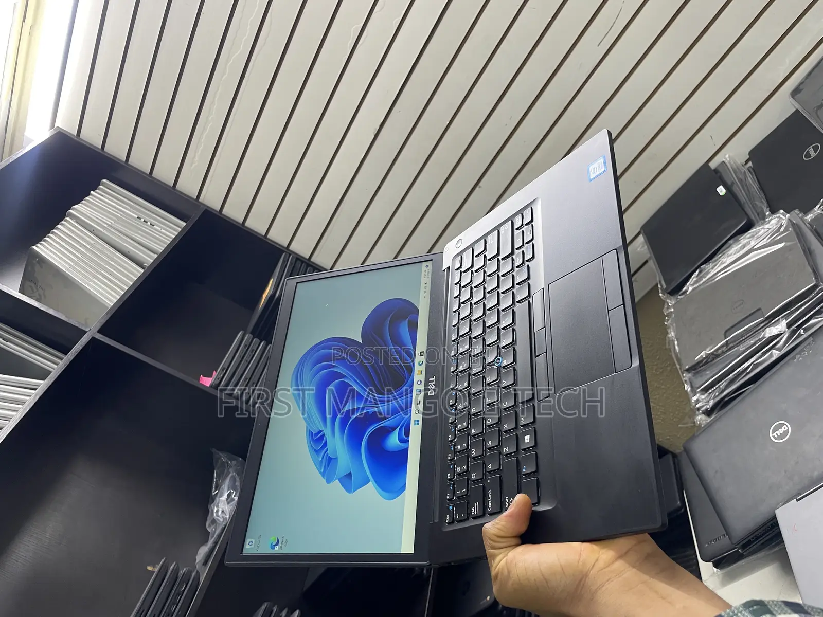 Laptop Dell Latitude 7490 16GB Intel Core i7 SSD 512GB