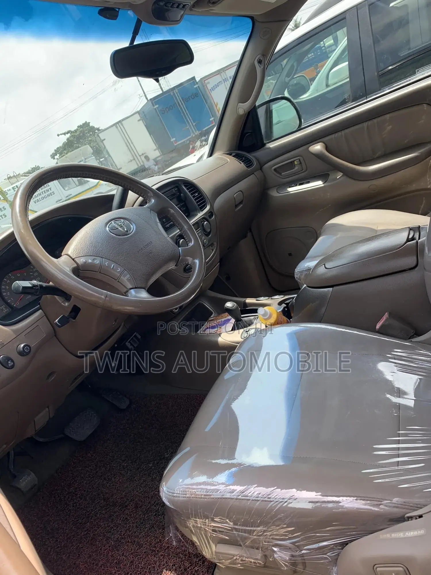 Toyota Sequoia 2004 Black