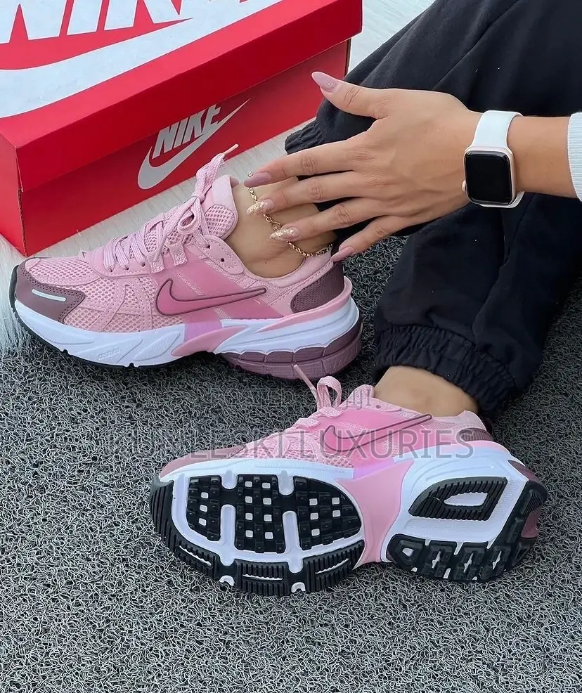 Original Nike V2k Runtekk Pink Summit Sneakers