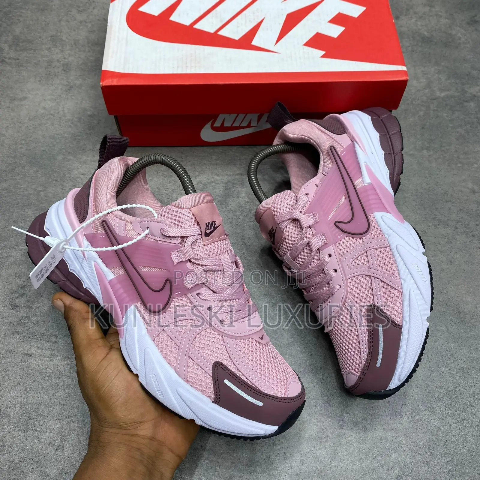 Original Nike V2k Runtekk Pink Summit Sneakers