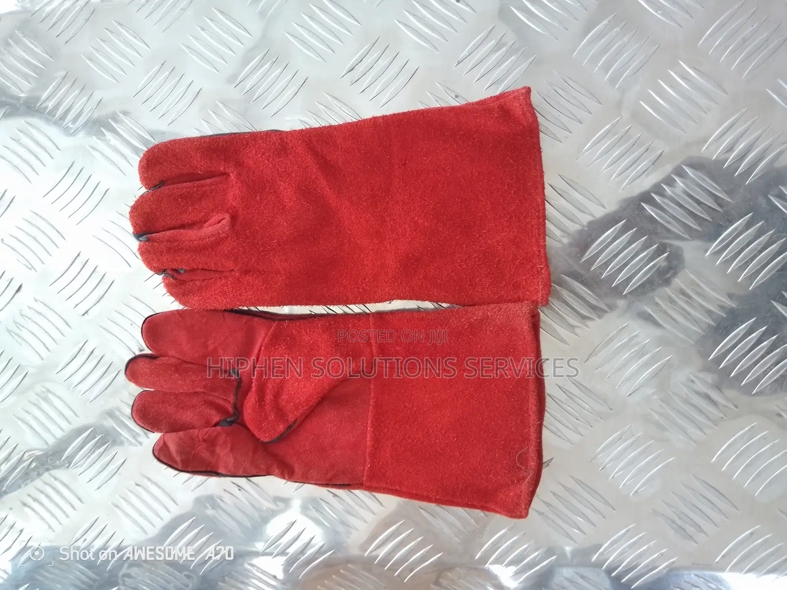 Safety Red Chemical Resistant Hand Glove