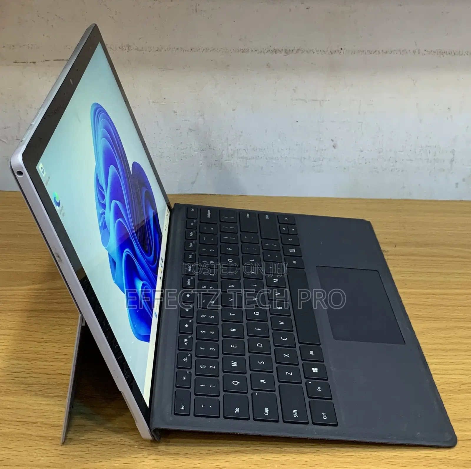 Laptop Microsoft Surface Pro 7 16GB Intel Core I7 SSD 256GB