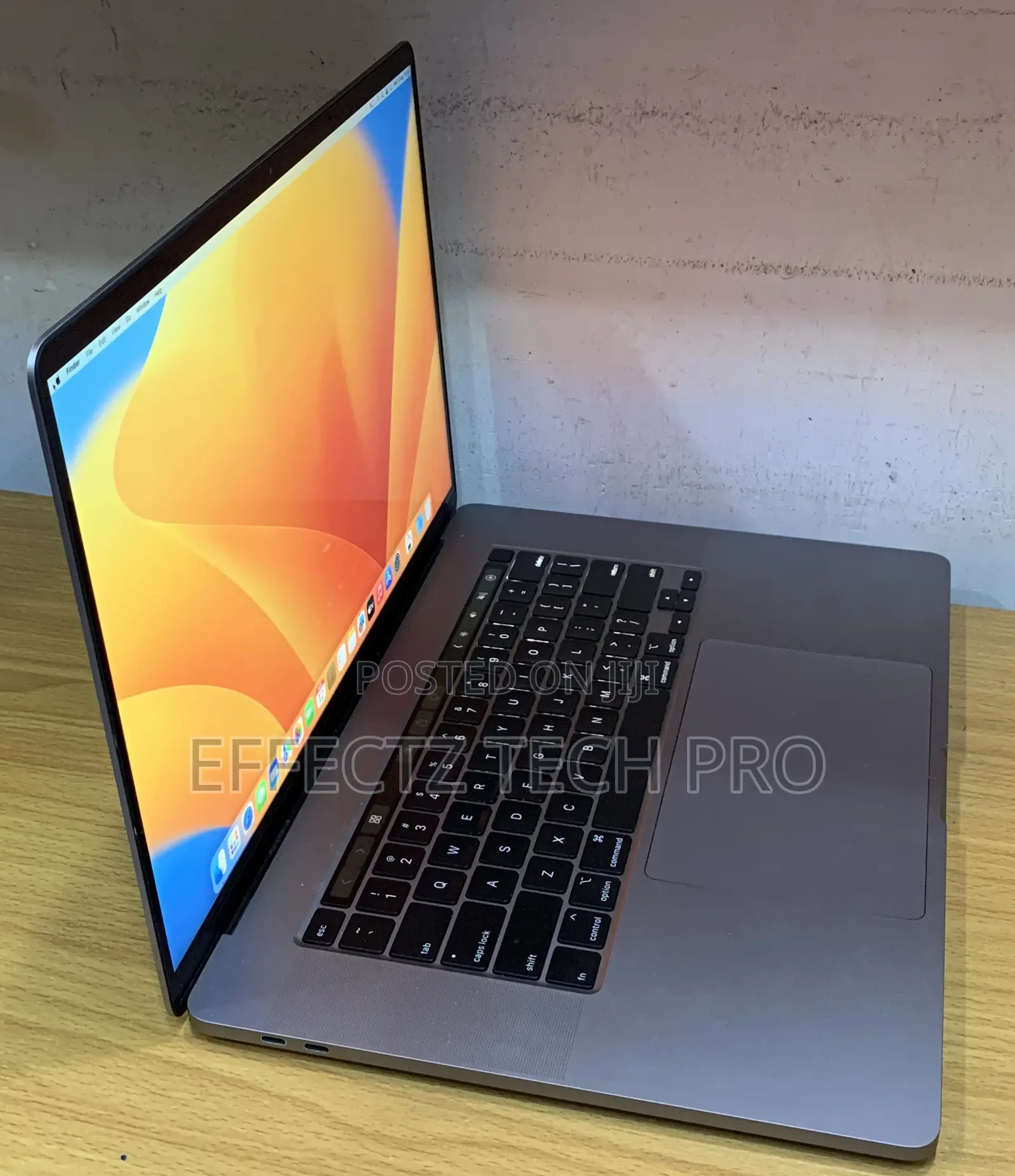 Laptop Apple MacBook Pro 2019 16GB Intel Core i7 SSD 512GB