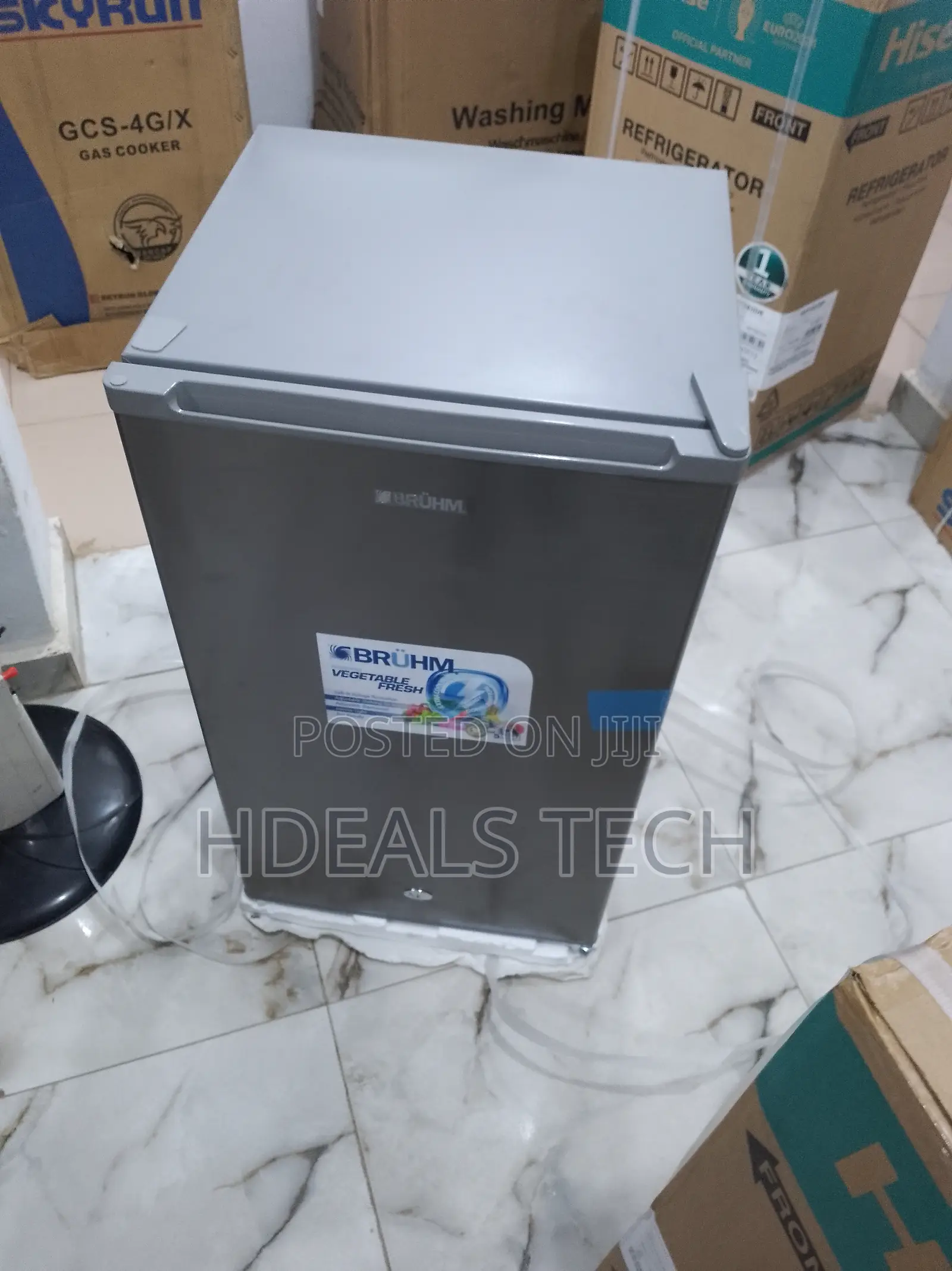 Classic Refrigerator >Bruhm 90L Single Door .