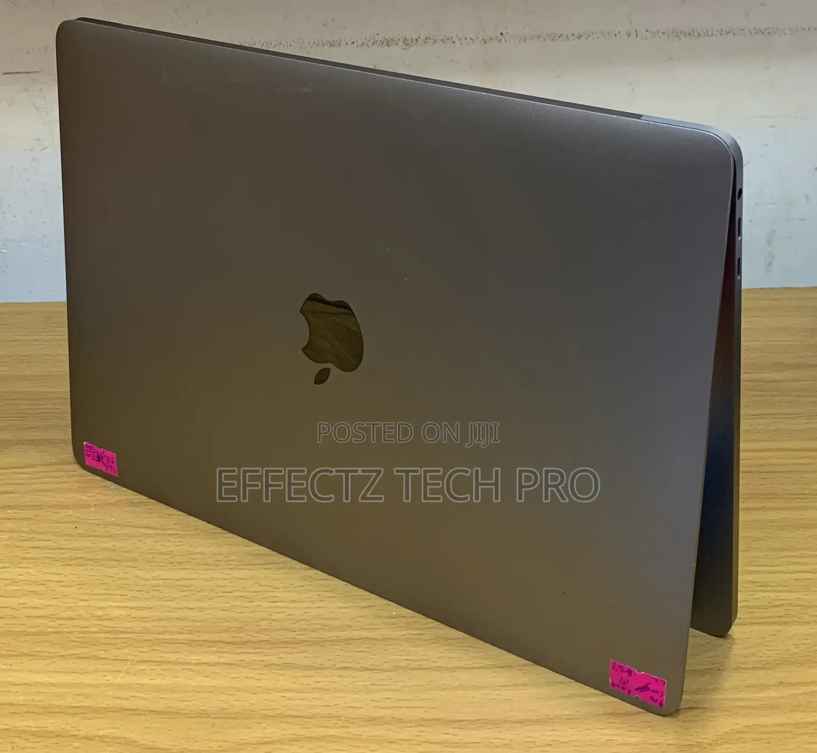 Laptop Apple MacBook Pro 2020 16GB Intel Core I7 SSD 512GB