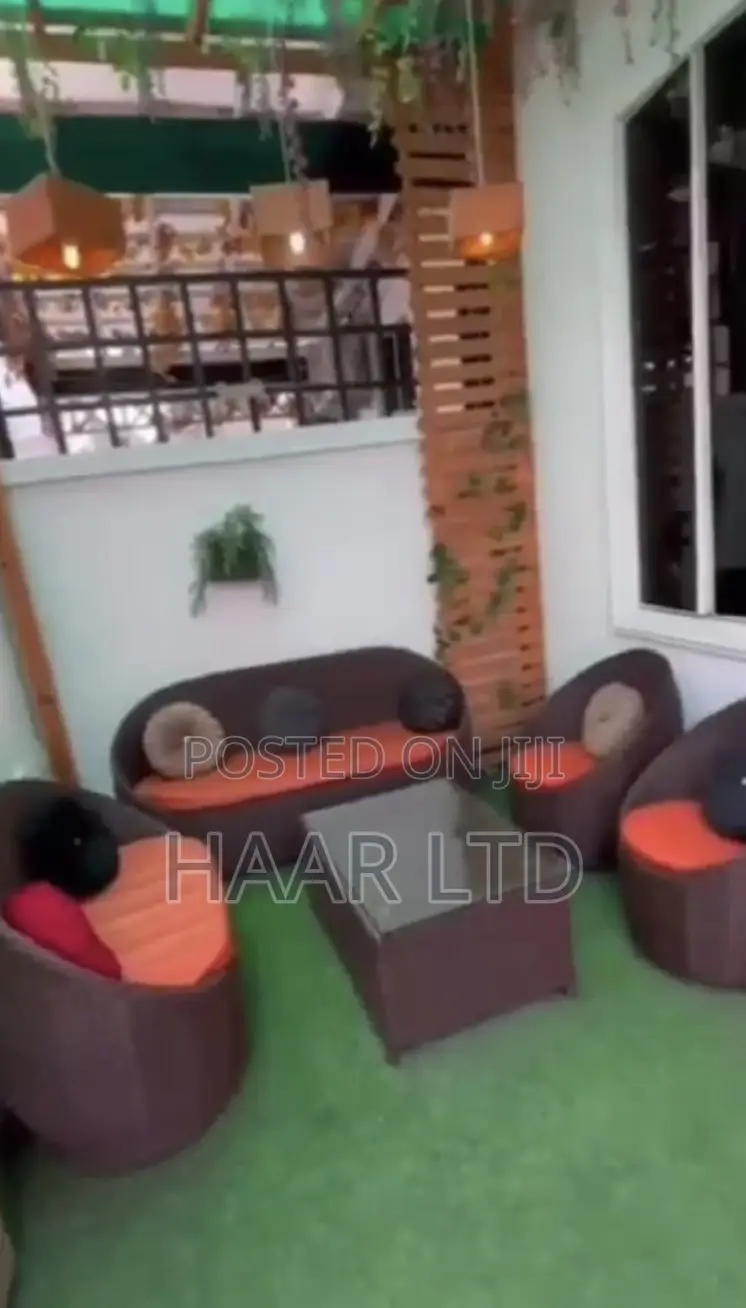 Weekly Shared Apartment Per Week With 24/7hrs Light and Wi-F