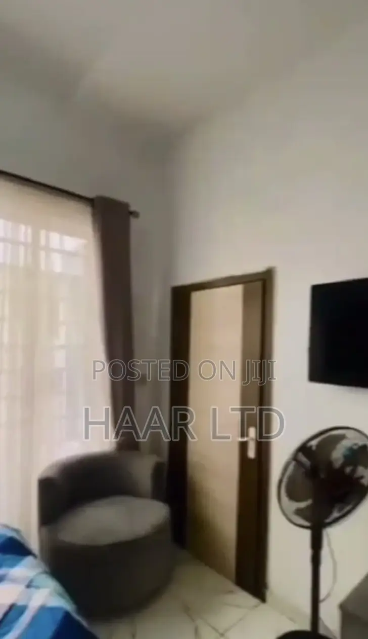 Weekly Shared Apartment Per Week With 24/7hrs Light and Wi-F