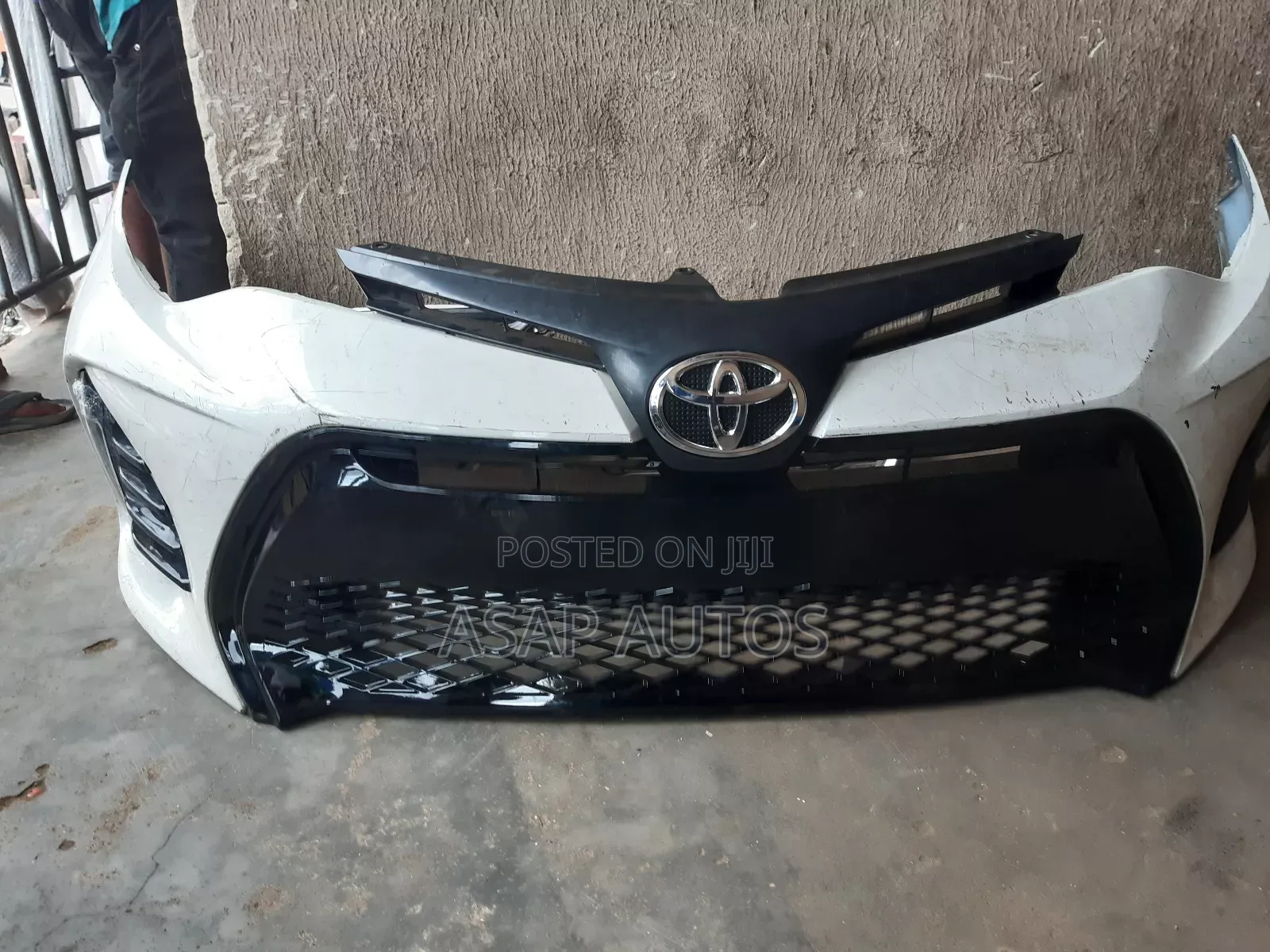 Complete Front Bumper Corolla 2017
