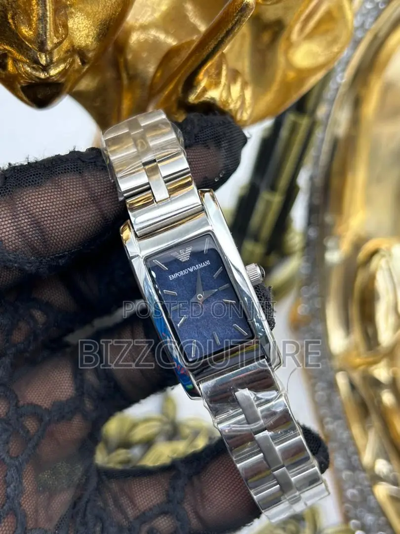 Original Emporio Armani Lady Silver Chain Watch Is Available