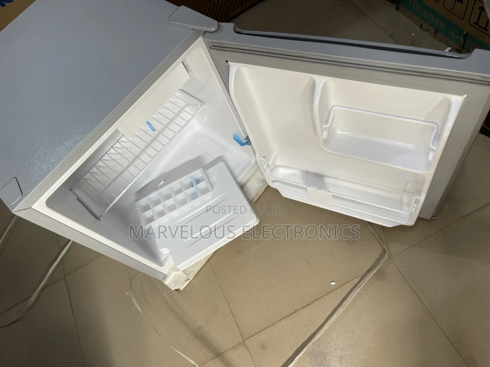 Brand Néw Nexus Bedside Refrigerator